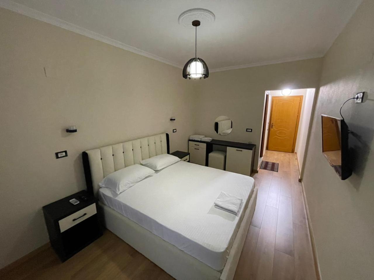 Hotel Belvedere Pogradec Exterior foto